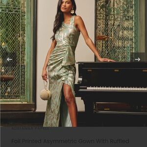 Adrianna Papell Green and Gold Asymmetric Gown